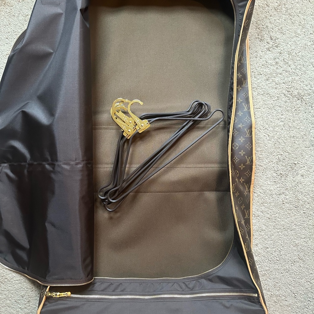 Authentic Louis Vuitton Brown and Tan Monogram Garment Bag Travel Bag - Picture 7 of 8
